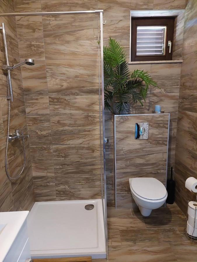 Апартаменти Apartman Hana Dreznik Grad Екстер'єр фото