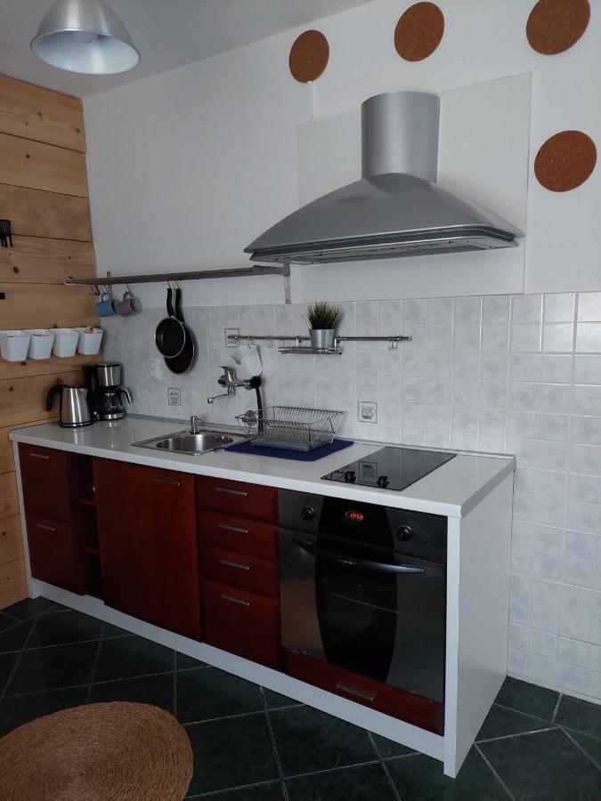 Апартаменти Apartman Hana Dreznik Grad Екстер'єр фото