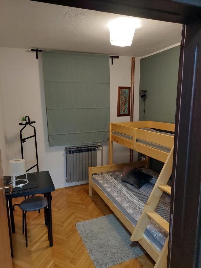 Апартаменти Apartman Hana Dreznik Grad Екстер'єр фото
